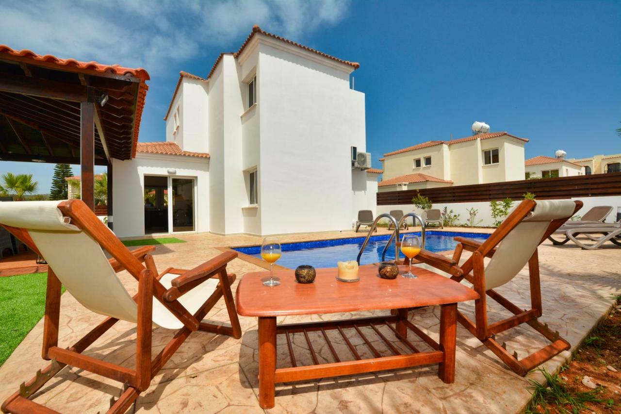 Villa Nissi Gold Agia Napa Buitenkant foto