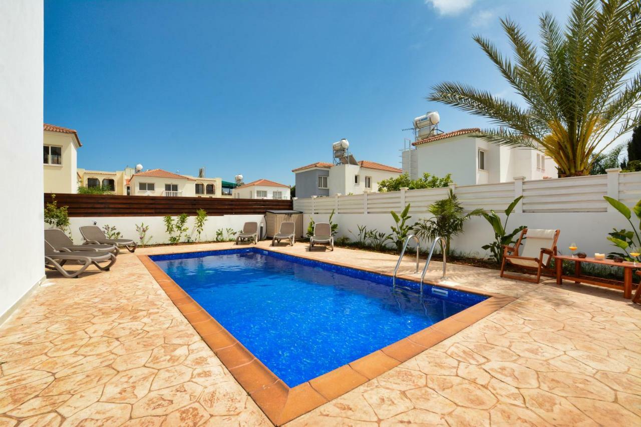Villa Nissi Gold Agia Napa Buitenkant foto