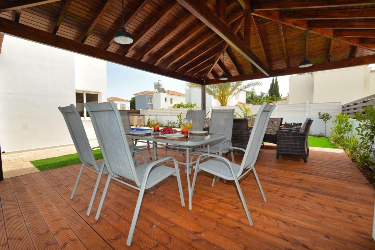 Villa Nissi Gold Agia Napa Buitenkant foto