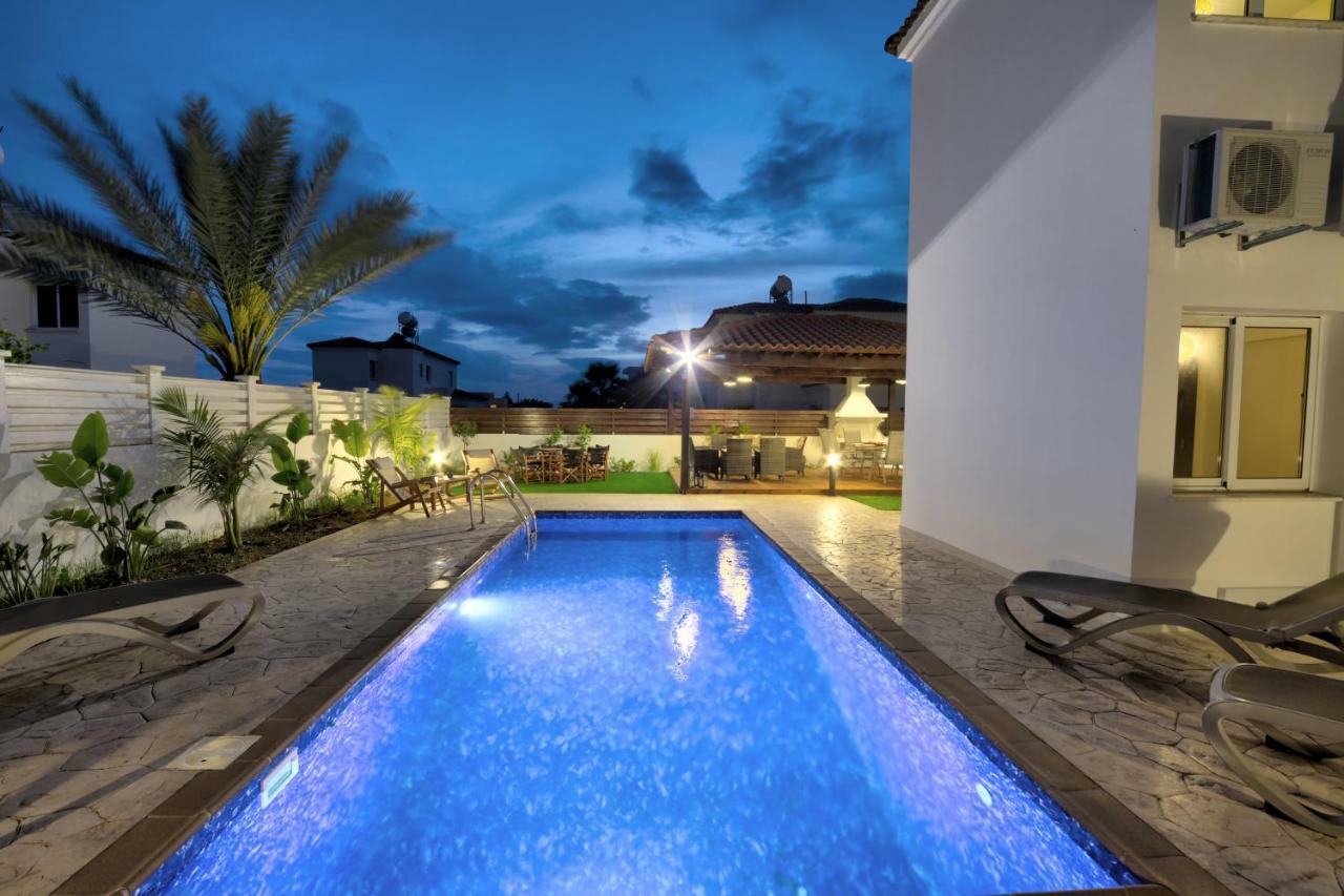 Villa Nissi Gold Agia Napa Buitenkant foto