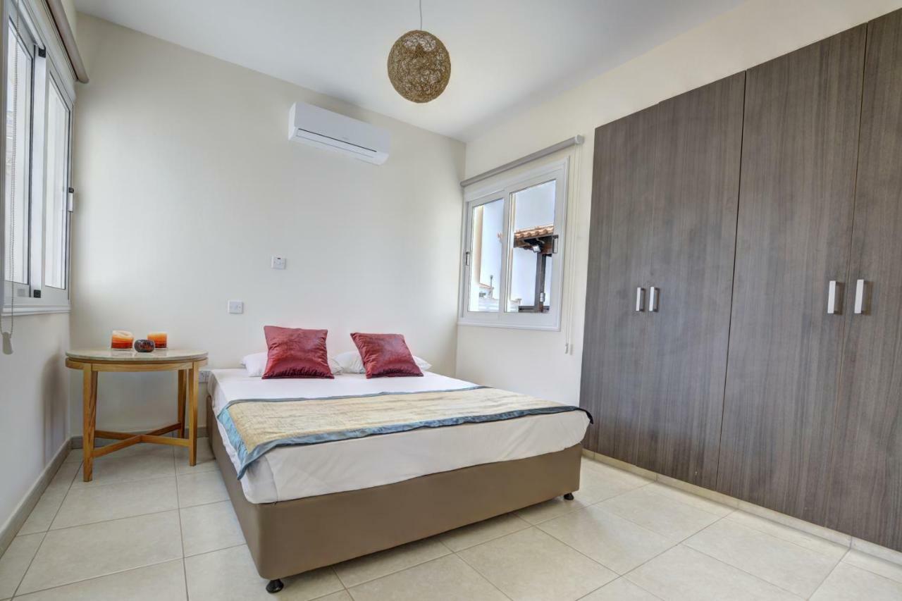 Villa Nissi Gold Agia Napa Buitenkant foto
