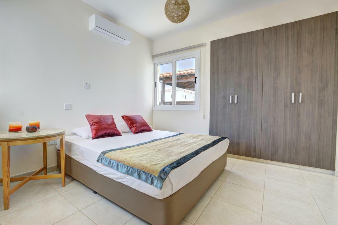 Villa Nissi Gold Agia Napa Buitenkant foto