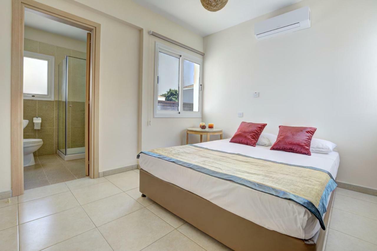 Villa Nissi Gold Agia Napa Buitenkant foto