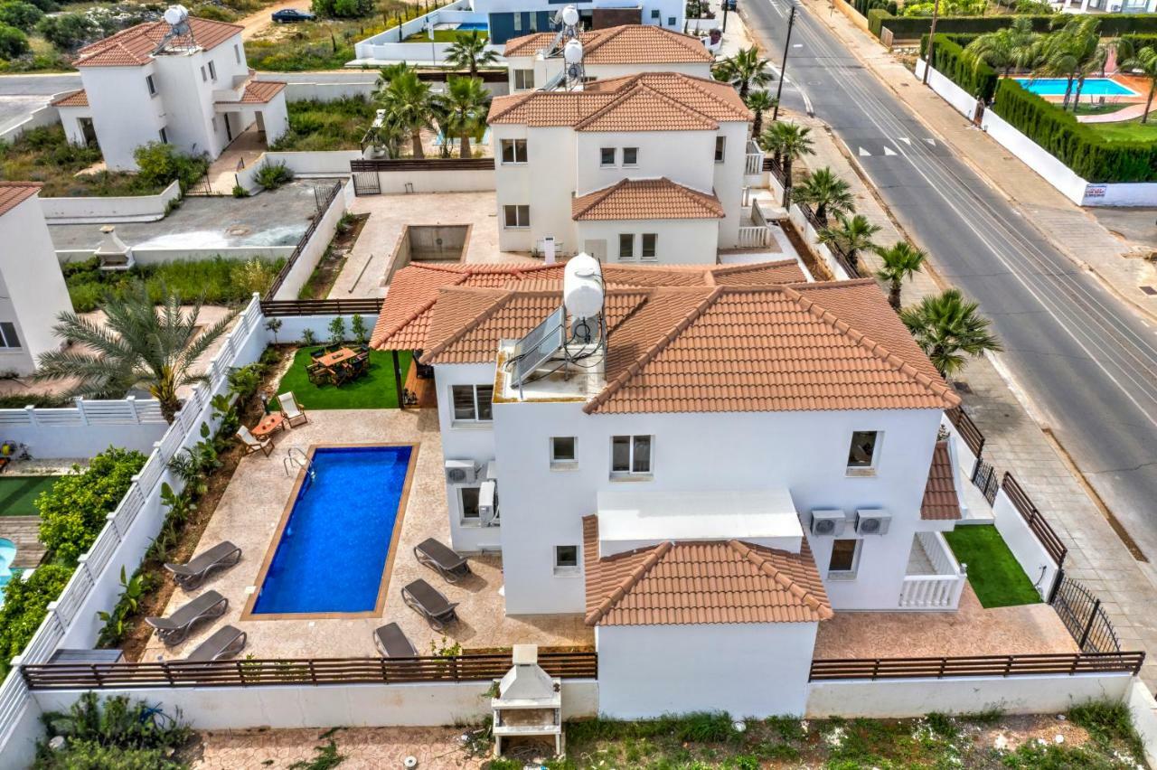 Villa Nissi Gold Agia Napa Buitenkant foto