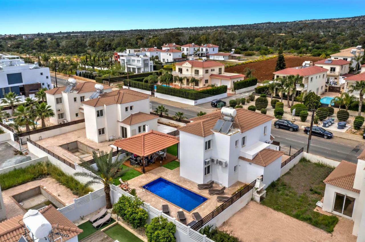 Villa Nissi Gold Agia Napa Buitenkant foto